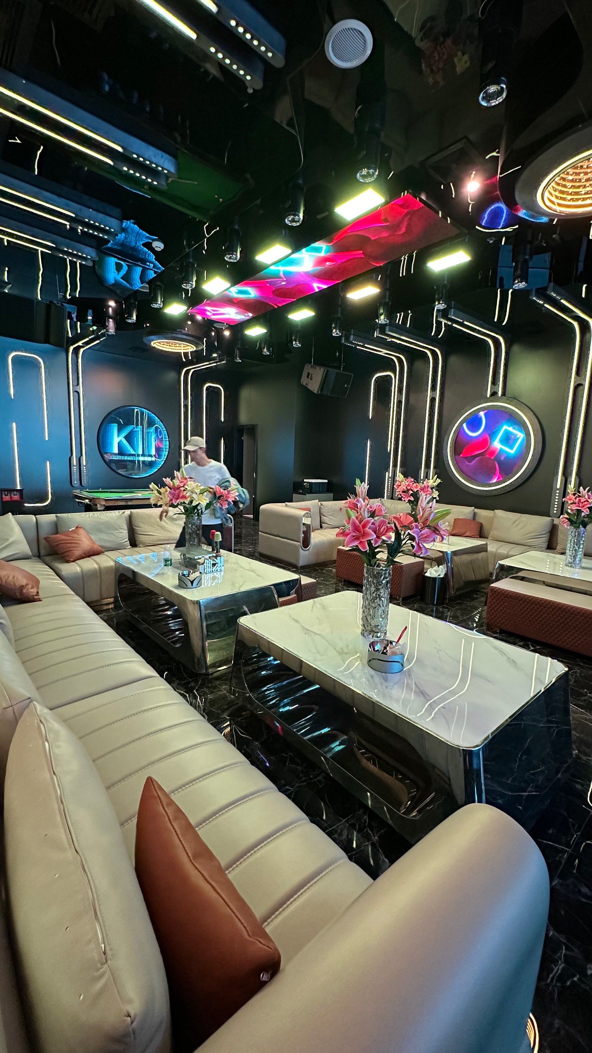 太原商务ktv与片场区别解析-迎泽区ktv预定